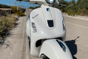 Vespa Gts 125