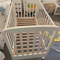 Lettino e cassetiera picci