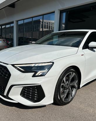 Audi A3 Sportback 35 2.0 tdi S line Edition s-tron