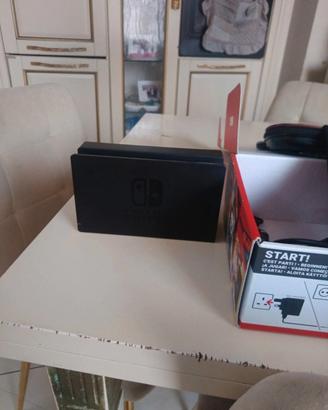 Nintendo switch 1 come nuova +accessori+ 2 joycon 