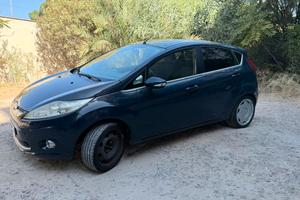 Ford Fiesta GPL + benzina Titanium