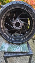 Cerchio con pneumatico BMW K 1600 GT