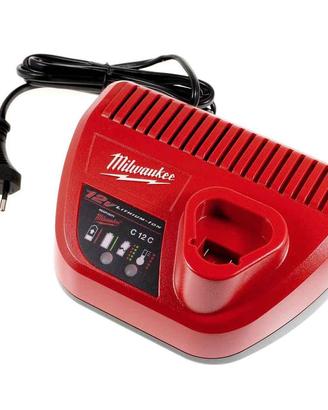 carica batterie  milwakee 