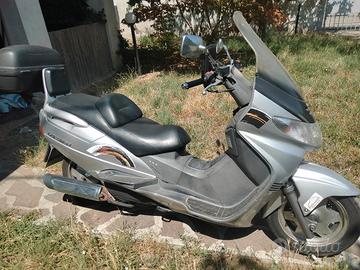 Suzuki Burgman 250