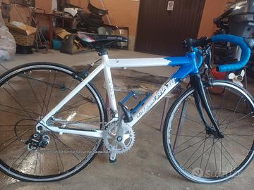 bicicletta da corsa liberati