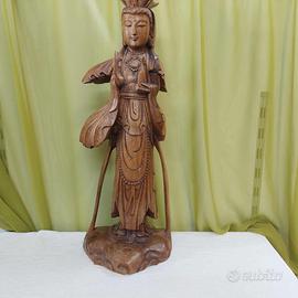 statua dea cinese in legno