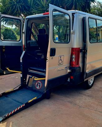 Fiat Ducato 7 posti TRASPORTO DISABILI 2 CARROZZIN