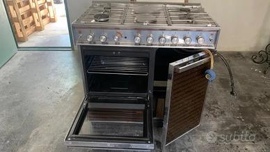 Cucina monoblocco a gas