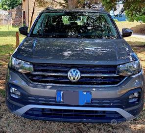 Auto Volkswagen T-CROSS 