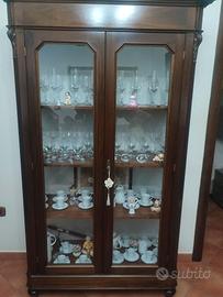 Vetrina in arte povera 