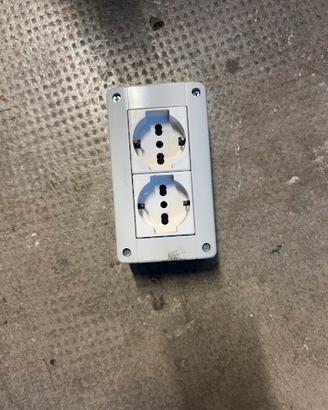 Scatola Parete BTicino Doppia Presa Schuko