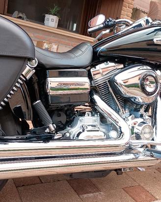 Harley Davidson super glide custom 