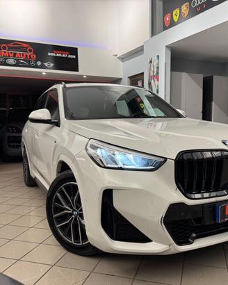 BMW X1 (U11) (2022) X1 xDrive 23d Msport (145 kw)
