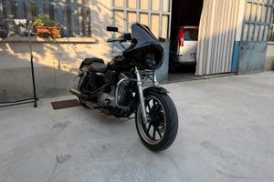 Harley davidson sportster 883 super low