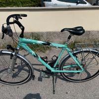 Bicicletta Bianchi Country Road cicloturismo