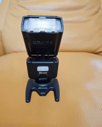 Flash Nissin i40 per Olympus e 4/3