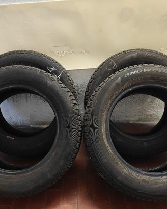 GOMME INVERNALI PIRELLI SNOWCONTROL 185/65 R15 88T