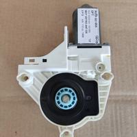 Motorino vetro ant dx AUDI Q3 del 2017