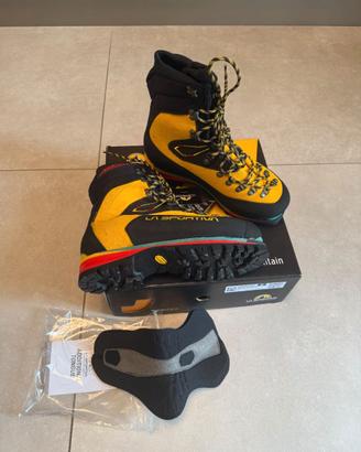 Scarponi La Sportiva da alpinismo/montagna