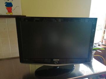 TV Samsung LE32R76B