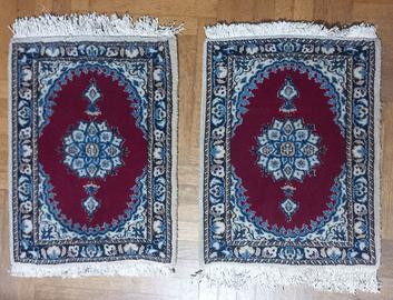 coppia tappeti persiani scendiletto