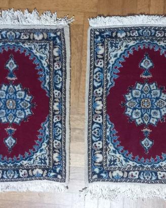 coppia tappeti persiani scendiletto