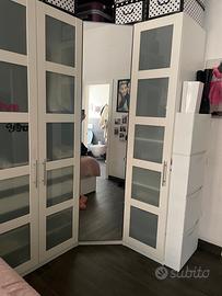 Armadio ad angolo
