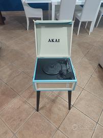 giradischi akai