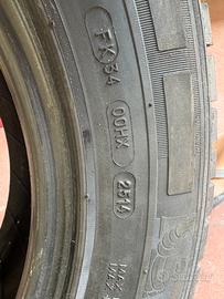 Pneumatici michelin 215/70/R15CP
