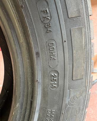 Pneumatici michelin 215/70/R15CP