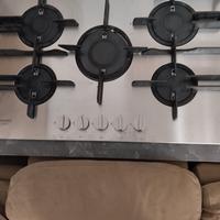 Piano cottura a gas Hotpoint 5 fuochi 