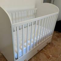 Lettino bianco con cassetto 