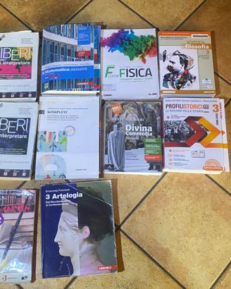 Libri del 5 Anno Liceo Economico Sociale