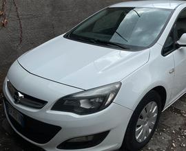 Opel Astra J 1.7 cdti 110cv