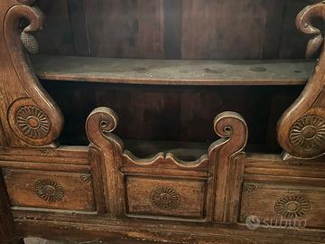 Mobile molto  bello in stile spagnolo