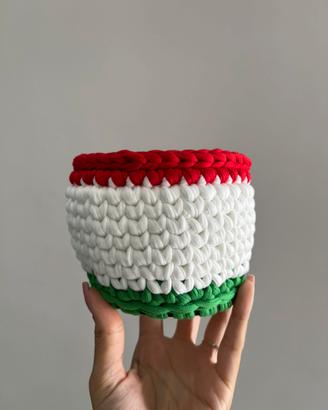 Cestino fatto a mano