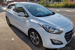 Hyundai i30 Wagon 1.6 crdi Business 110cv 5p