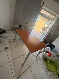 tavolo allungabile e 4 sedie gratis