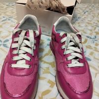 Scarpe fuxia
