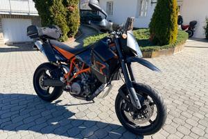 KTM 950 Supermoto R