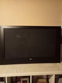 TV.   LG  42  pollici