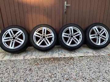 Cerchi R17 Originali AUDI + 225/50R17 Invernali