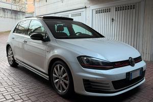 Golf 7 GTI PERFORMANCE FULL OPTIONAL