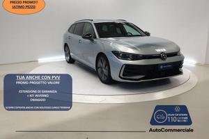 Volkswagen Passat 1.5 eTSI 150CV ACT DSG R-Li...