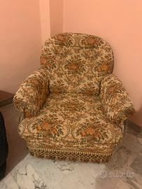 Poltrona antica vintage – €20