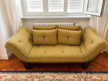 Divano letto Cinius modello Sole 2 posti futon