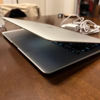 Mac Book Air i3