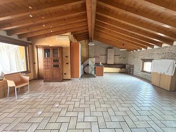 MONOLOCALE A CARPENEDOLO