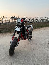 SWM SM 125 R 4T
