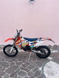 KTM EXC 125 SIX DAYS EDITION TARGATO patente a1